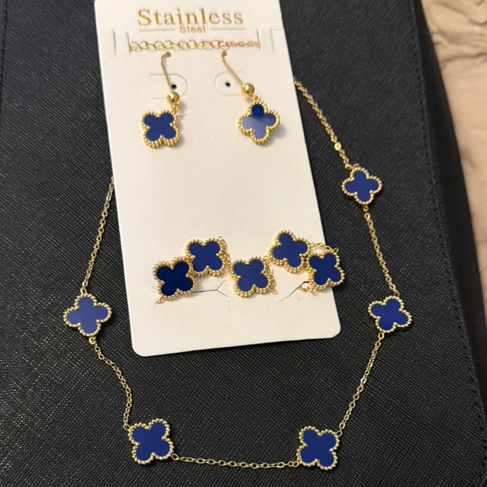 Elegant Gold and Blue Clover Earrings by